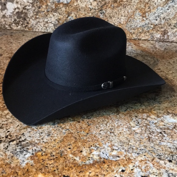Black cowboy hat for men or women🙃